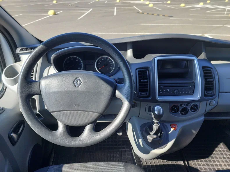 Renault Trafic 2014 - 11