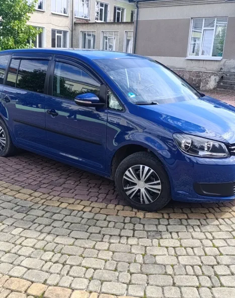Volkswagen Touran 2012