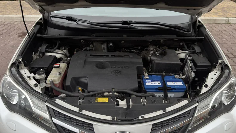 Toyota RAV4 2015 - 11