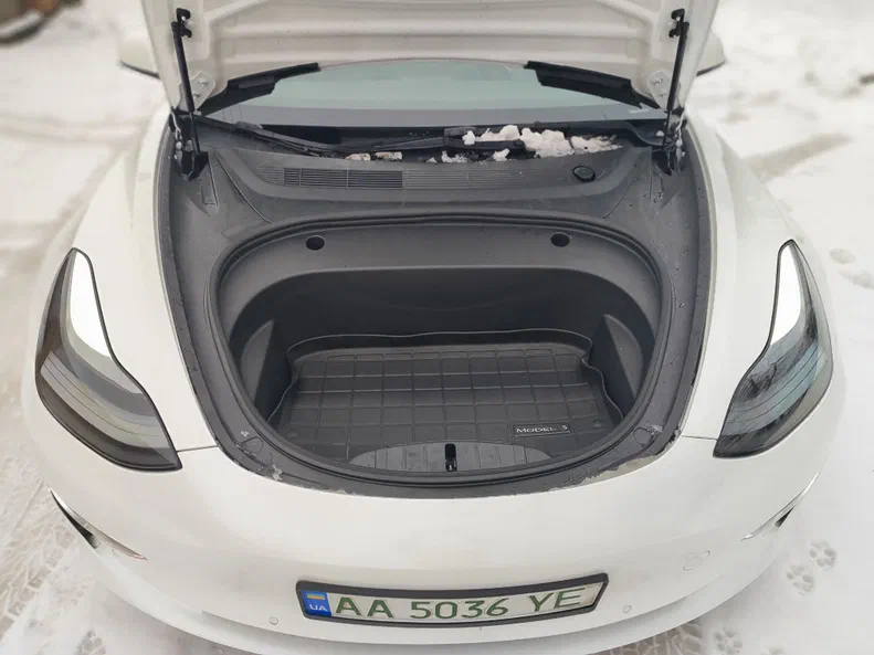 Tesla Model 3 2022 - 17