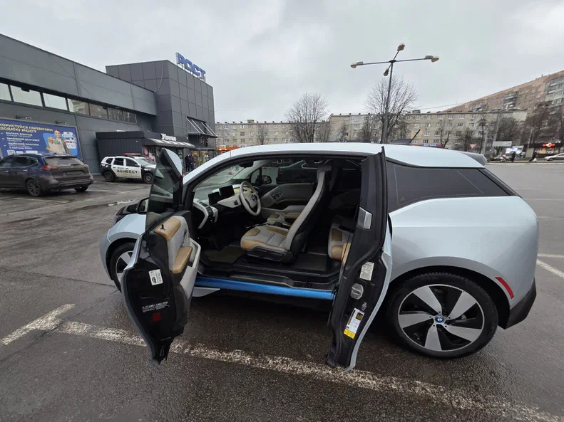BMW i3 2014 - 10
