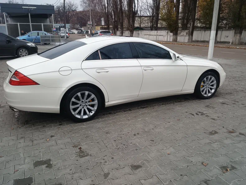 Mercedes-Benz CLS 2005