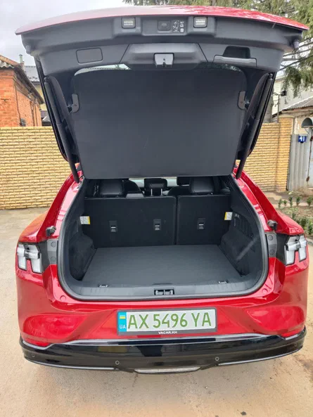 Ford Mustang Mach-E 2023 - 12