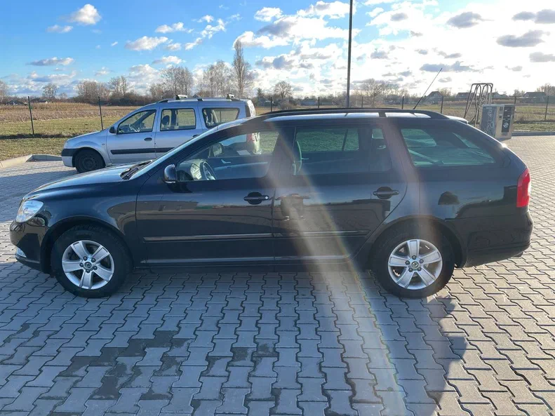 Skoda Octavia 2010 - 8