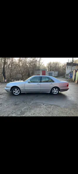 Mercedes-Benz E-Клас 1998 - 5