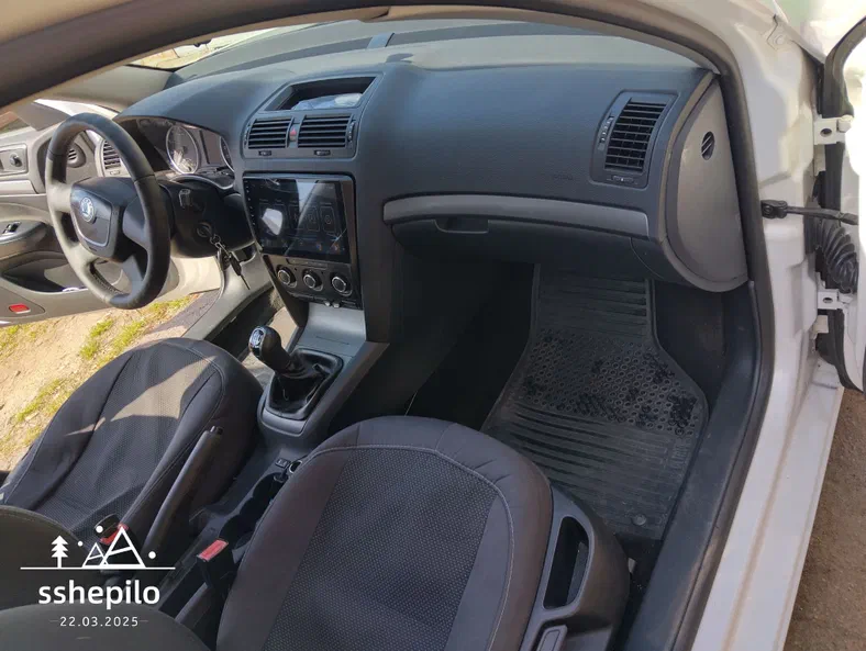 Skoda Octavia 2013 - 8