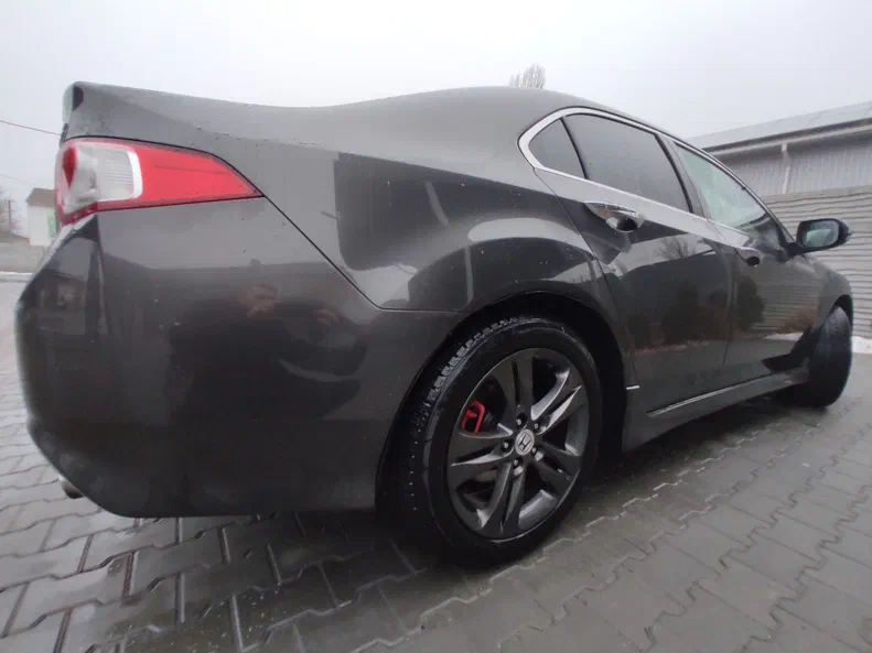 Honda Accord 2009 - 16