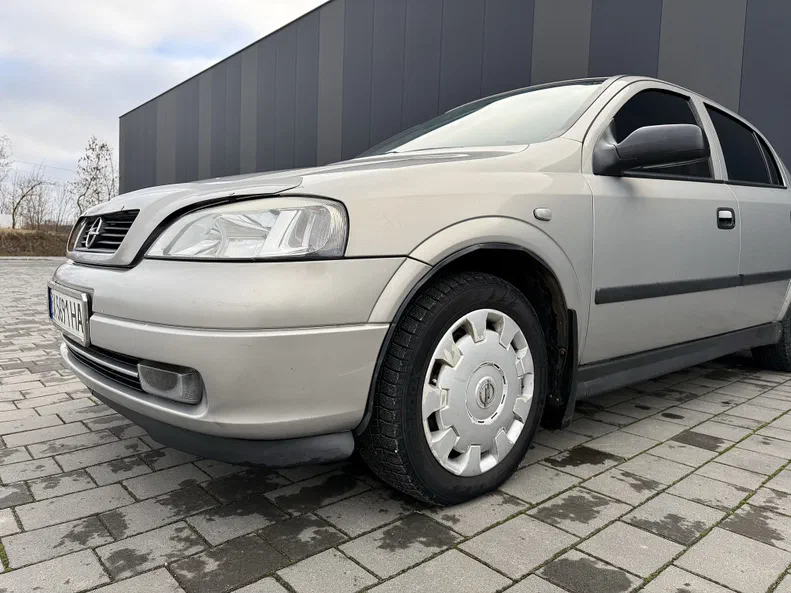 Opel Astra 2008 - 6
