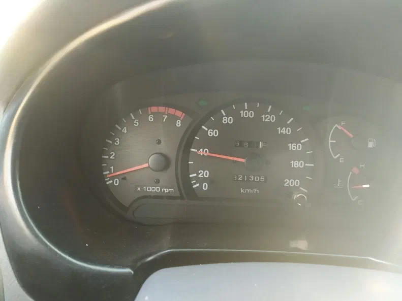 Hyundai Accent 2000 - 8