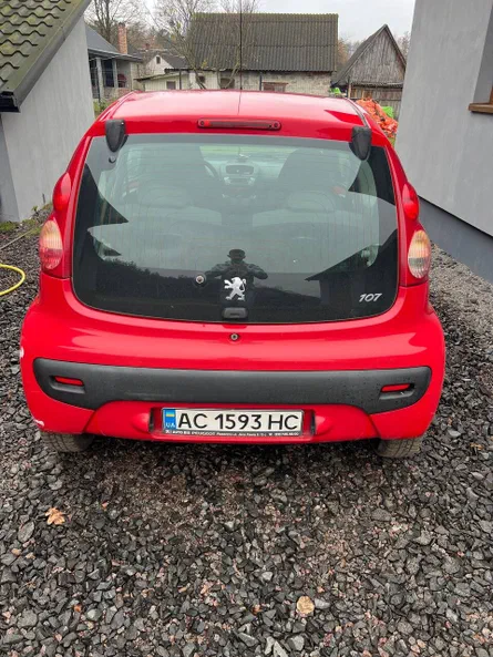 Peugeot 107 2006