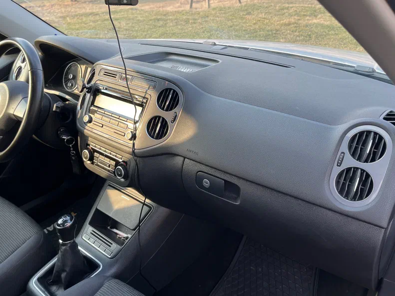 Volkswagen Tiguan 2011 - 10