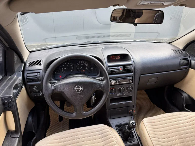 Opel Astra 2008 - 20