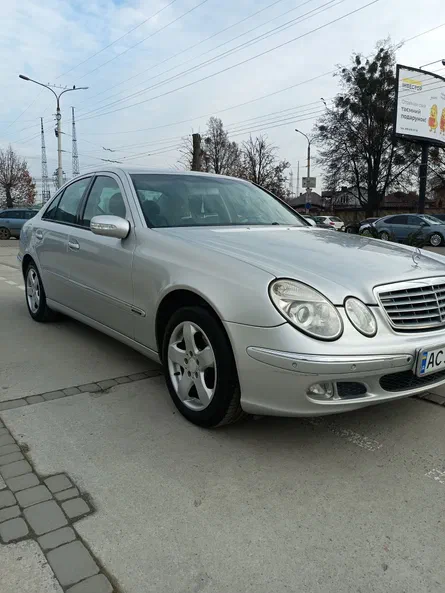 Mercedes-Benz E-Клас 2003 - 7