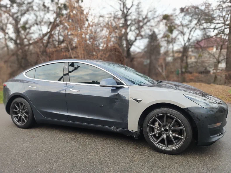 Tesla Model 3 2020 - 13
