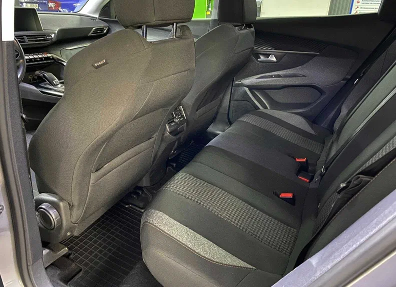 Peugeot 3008 2017 - 8