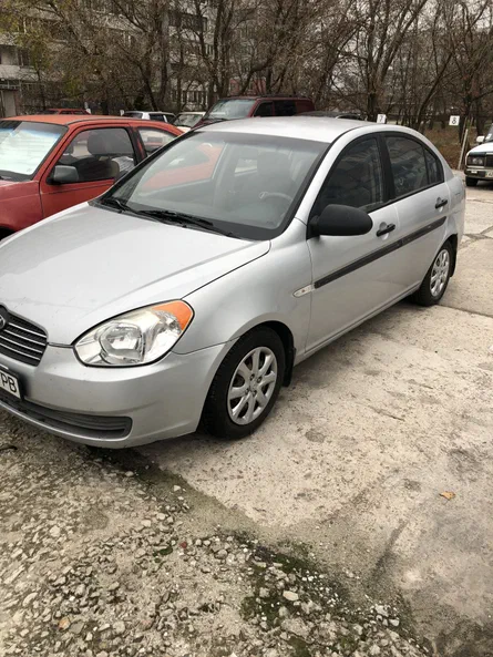Hyundai Accent 2008 - 8