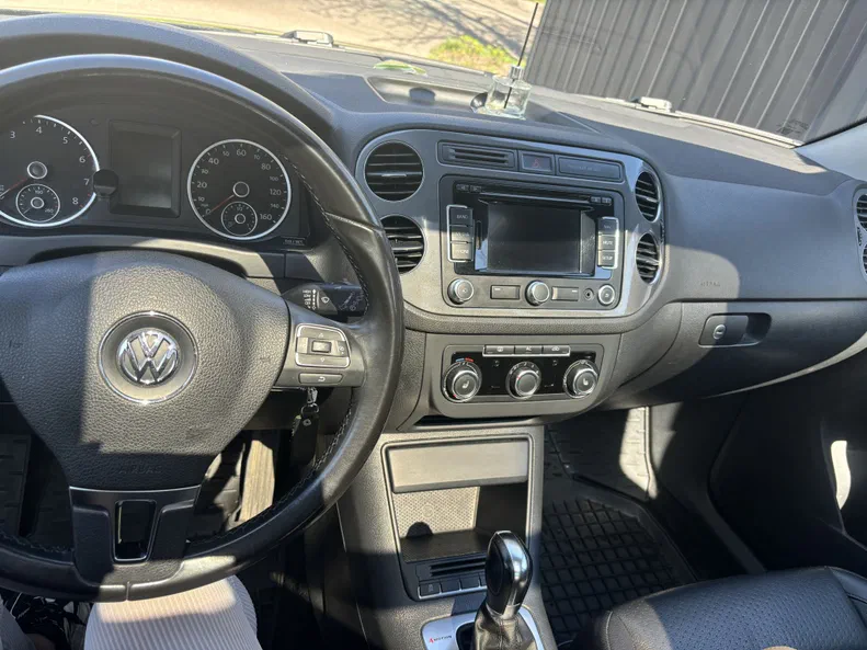 Volkswagen Tiguan 2012 - 8
