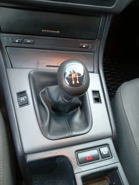 BMW 3 серія 2004 - 11