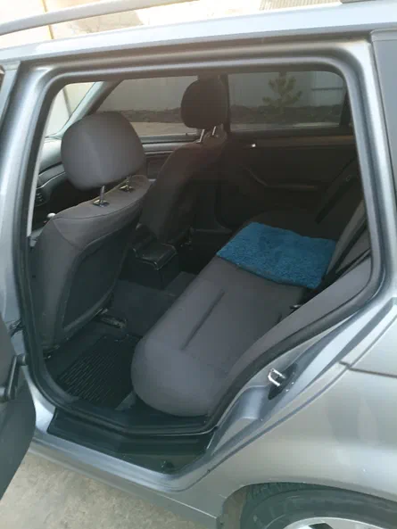 BMW 3 серія 2004 - 8