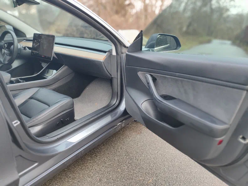 Tesla Model 3 2020 - 10