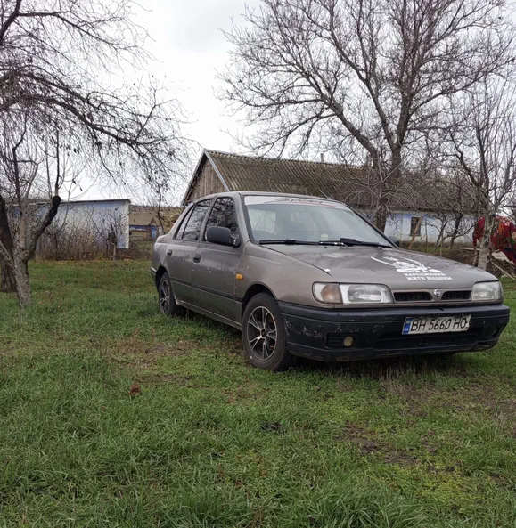 Nissan Sunny 1991