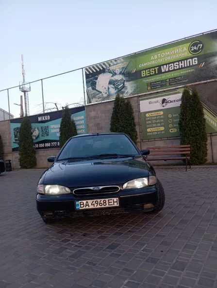 Ford Mondeo 1993 - 8