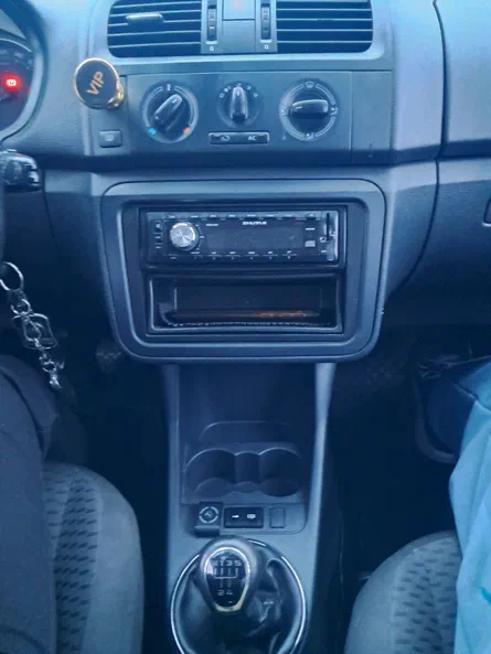 Skoda Fabia 2012 - 8