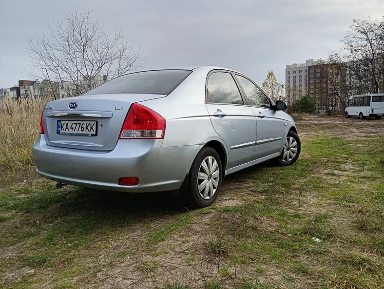 Kia Cerato 2006