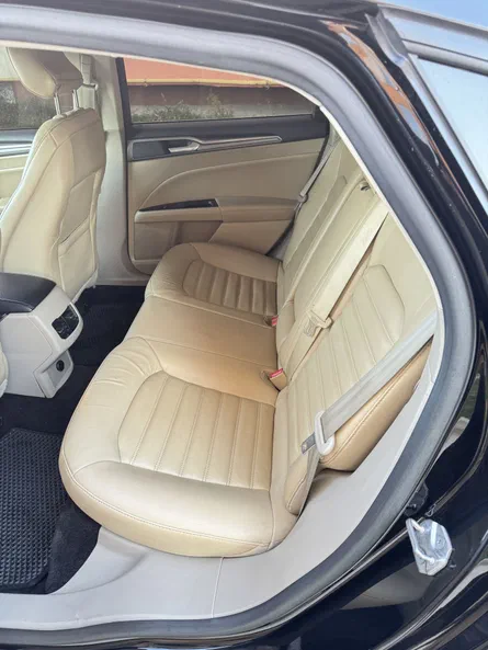 Ford Fusion (North America) 2016 - 15