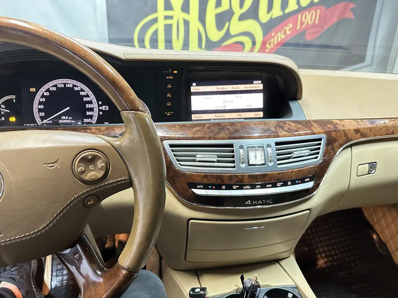 Mercedes-Benz S-Клас 2009 - 10