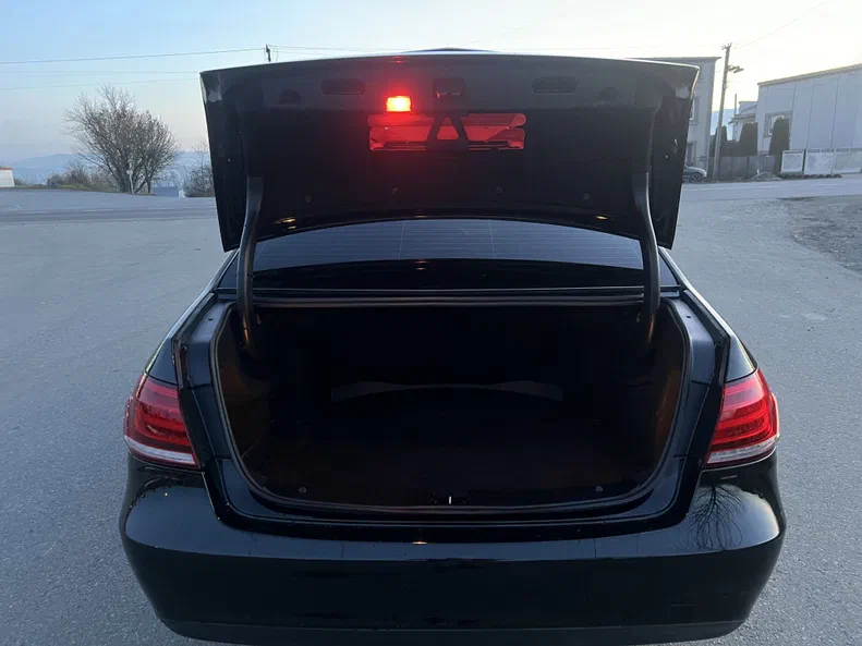 Mercedes-Benz E-Клас 2014 - 14