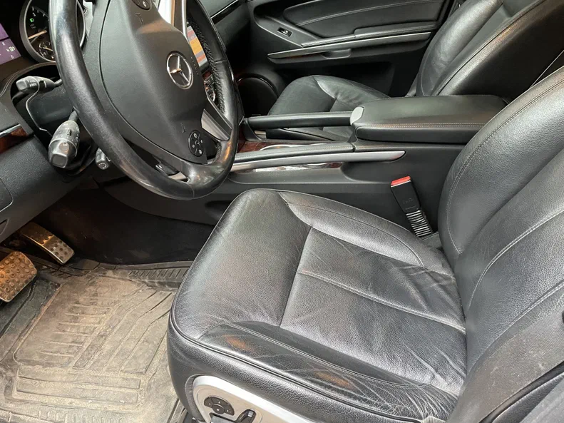 Mercedes-Benz GL-Клас 2010 - 7