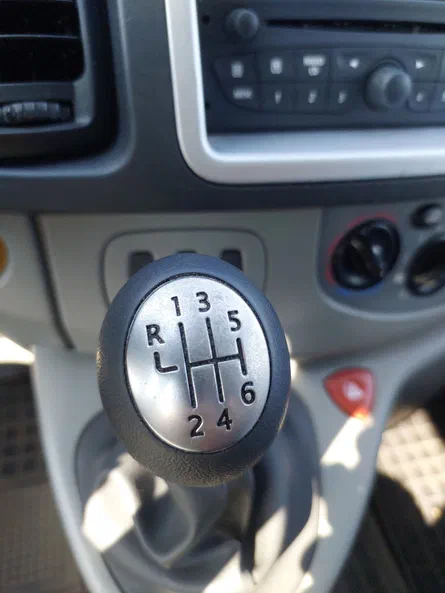 Renault Trafic 2014 - 8