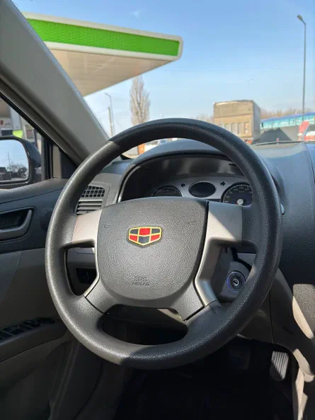 Geely Emgrand EC7 2011 - 19