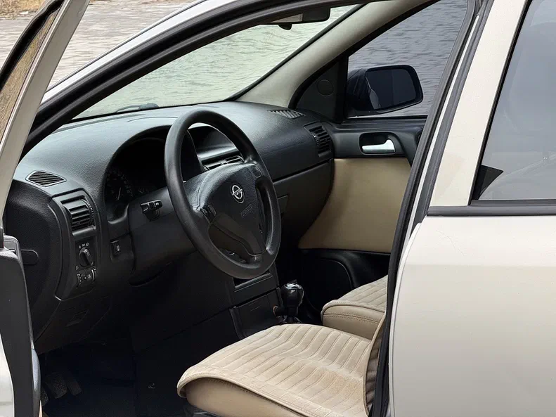 Opel Astra 2008 - 13