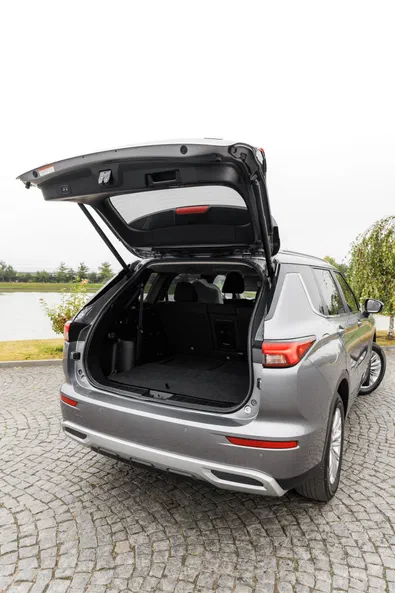 Mitsubishi Outlander 2021