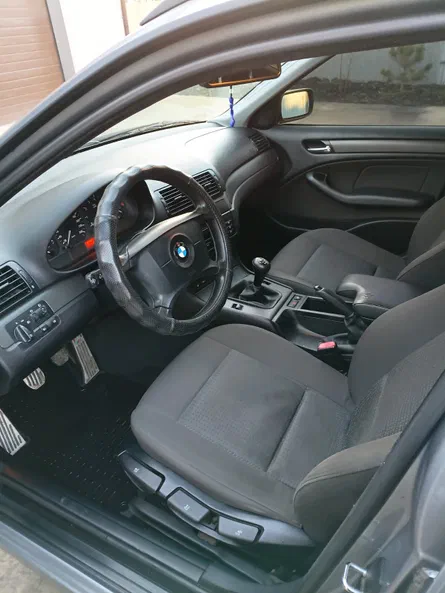 BMW 3 серія 2004 - 7
