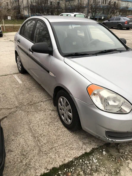 Hyundai Accent 2008 - 9