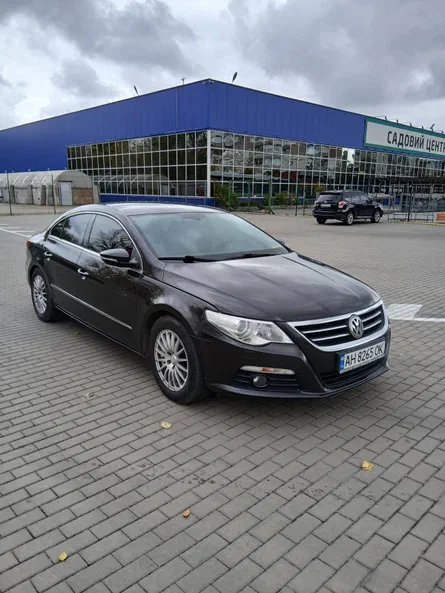 Volkswagen Passat CC 2010 - 8