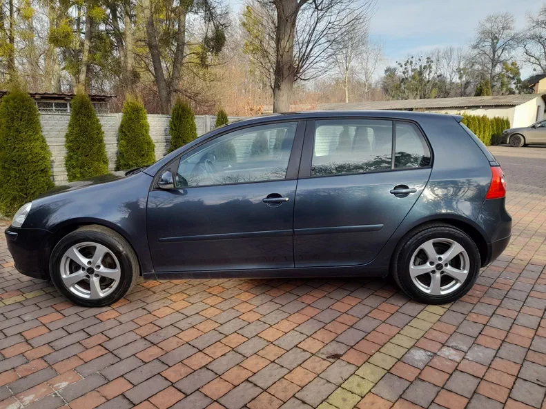Volkswagen Golf 2007 - 7