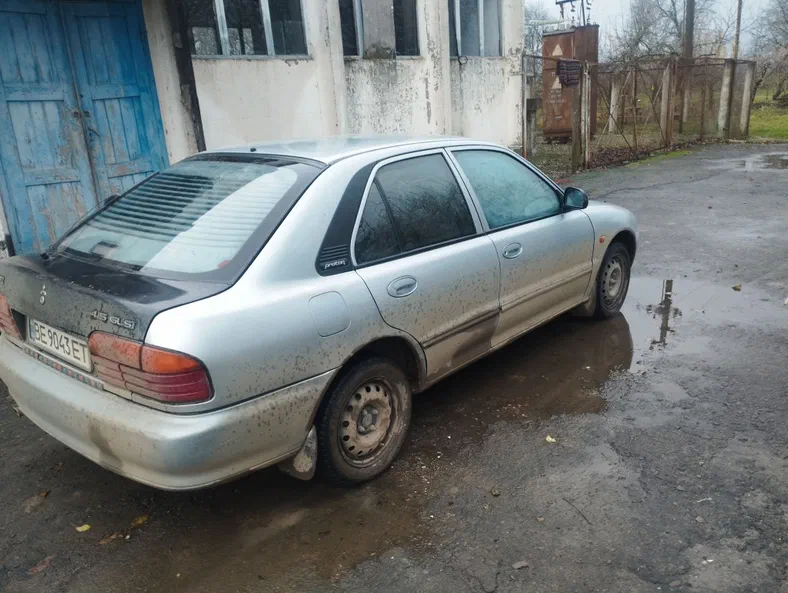 Mitsubishi Lancer 1995