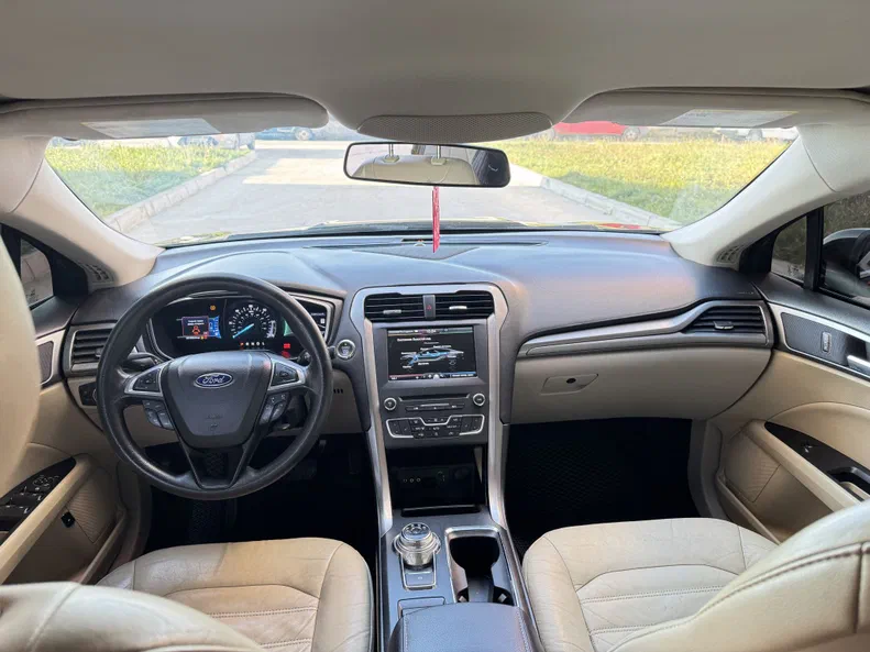 Ford Fusion (North America) 2016 - 12