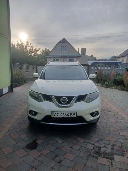 Nissan X-Trail 2015 - 19