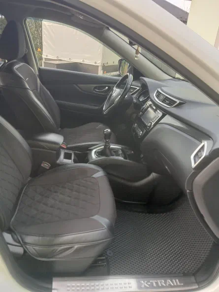 Nissan X-Trail 2015 - 12