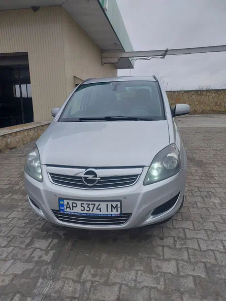 Opel Zafira 2011 - 7