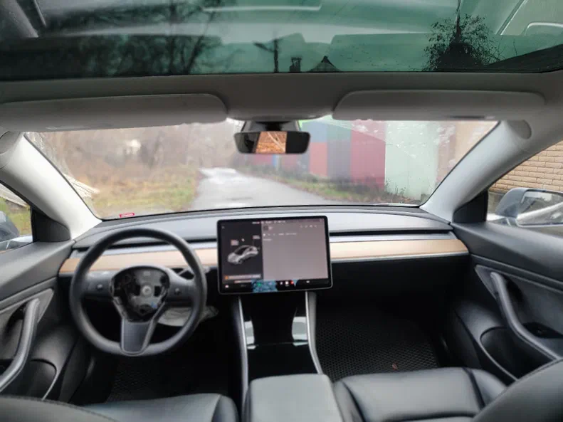 Tesla Model 3 2020 - 15