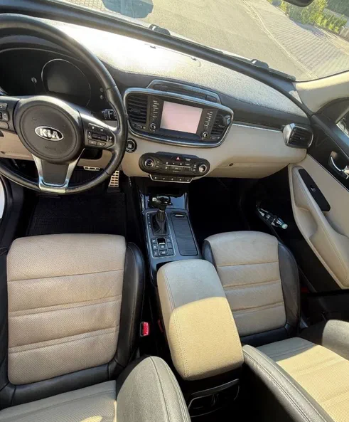 Kia Sorento 2016 - 11