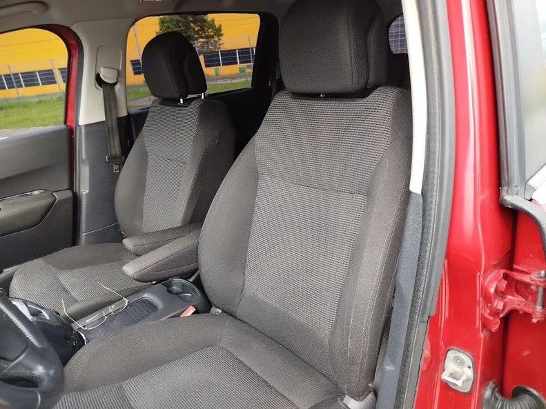 Peugeot 5008 2009 - 23