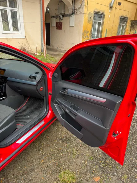 Opel Astra 2010