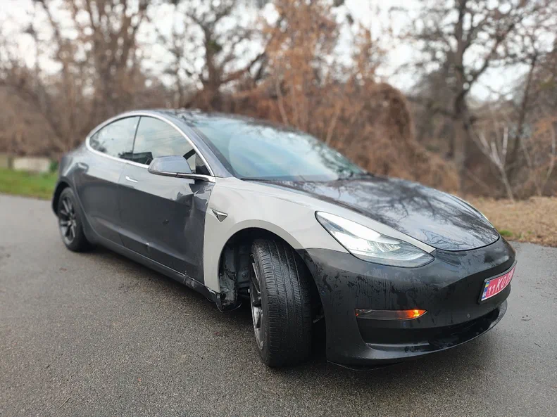 Tesla Model 3 2020 - 5